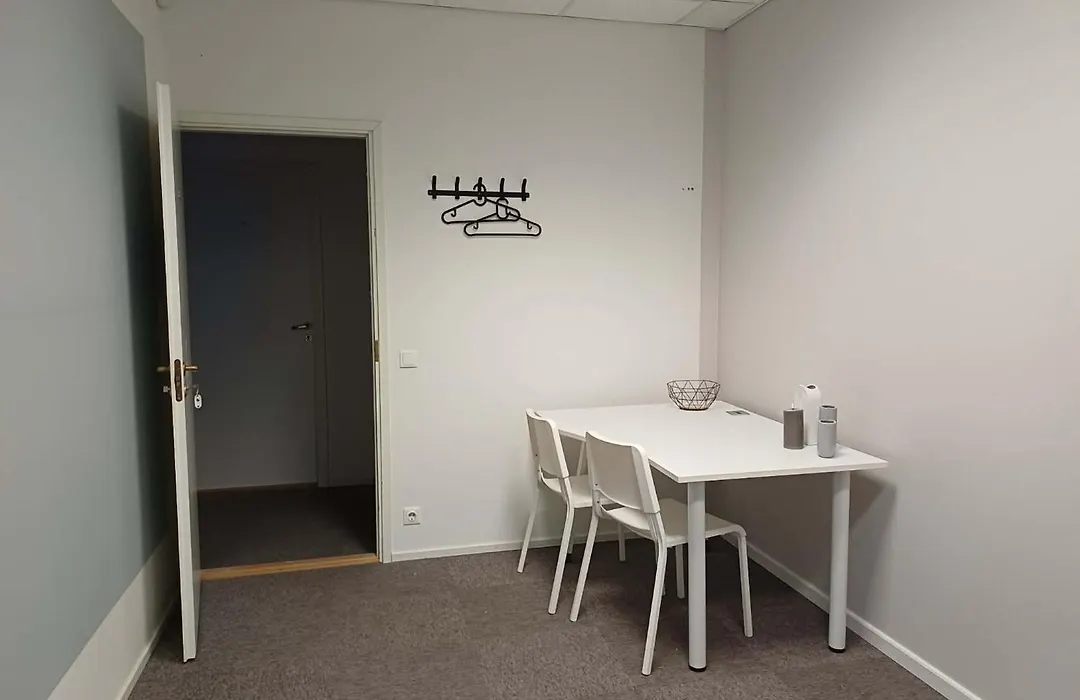 Room Near City Center Harbour-1