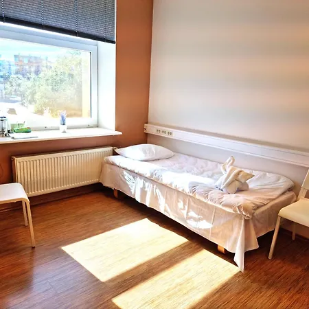 Room Near City Center Harbour-3